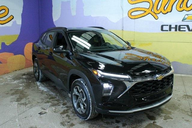 used 2025 Chevrolet Trax car, priced at $21,900