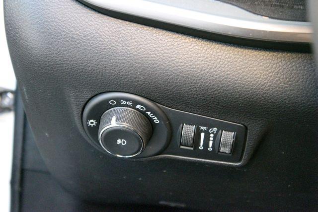 used 2023 Jeep Compass car, priced at $22,900