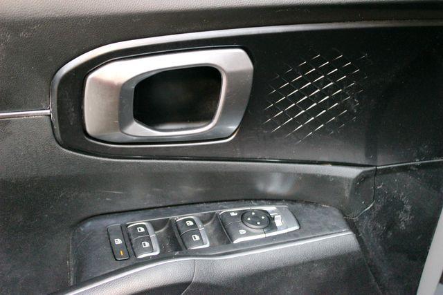 used 2022 Kia Sorento car, priced at $25,900