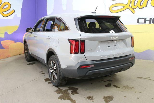 used 2022 Kia Sorento car, priced at $25,900