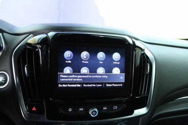 used 2022 Chevrolet Traverse car, priced at $33,900