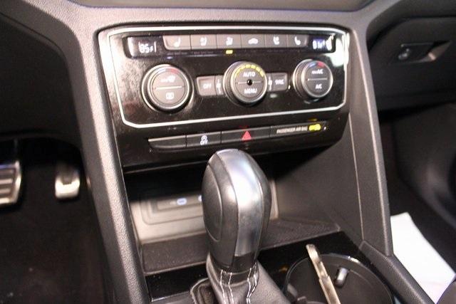 used 2022 Volkswagen Atlas Cross Sport car, priced at $31,900