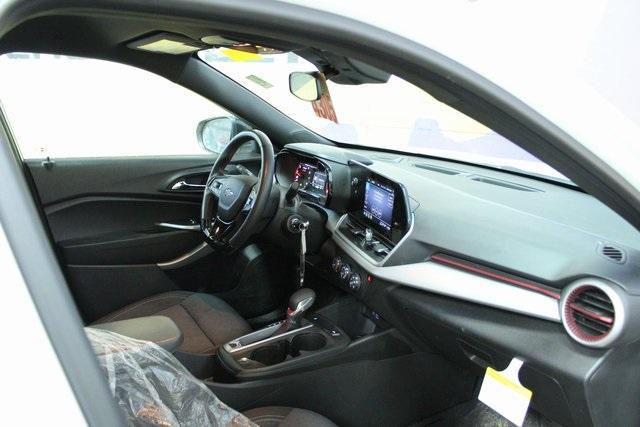 used 2024 Chevrolet Trax car, priced at $18,900