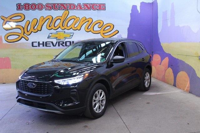 used 2023 Ford Escape car, priced at $19,900
