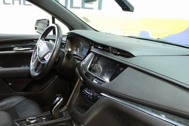 used 2021 Cadillac XT5 car, priced at $27,900