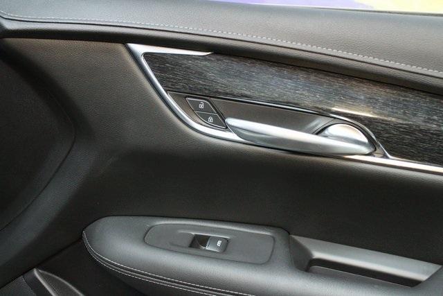 used 2021 Cadillac XT5 car, priced at $27,900