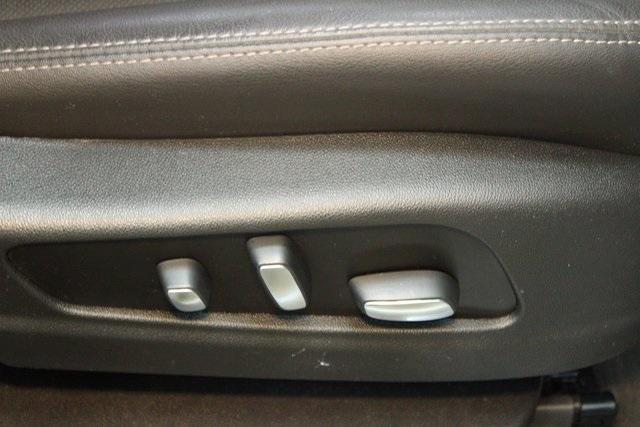 used 2021 Cadillac XT5 car, priced at $27,900