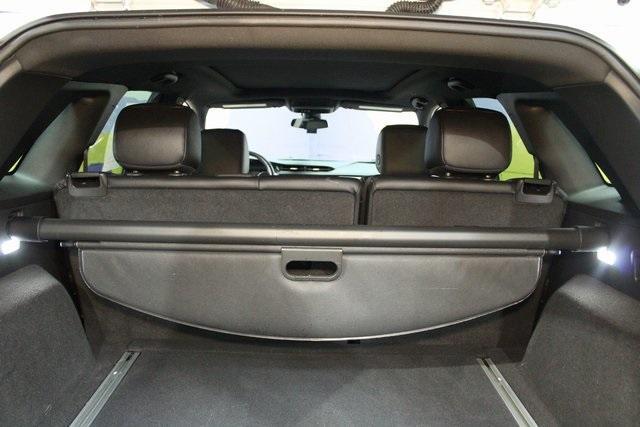 used 2021 Cadillac XT5 car, priced at $27,900