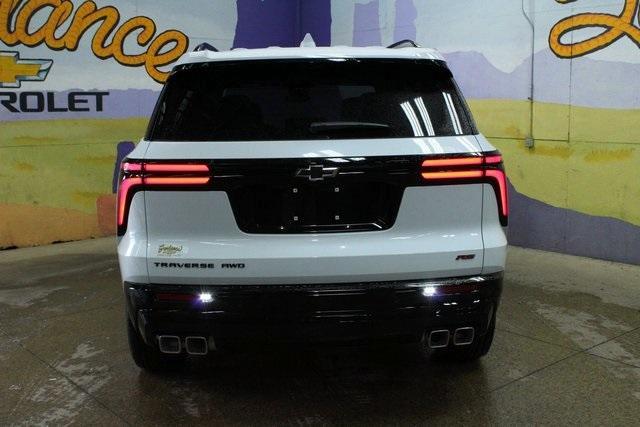 new 2026 Chevrolet Traverse car, priced at $55,915