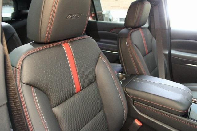 new 2026 Chevrolet Traverse car, priced at $55,915