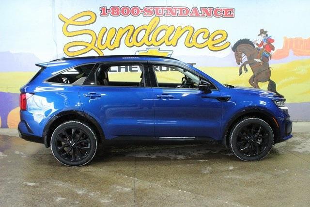 used 2022 Kia Sorento car, priced at $32,900