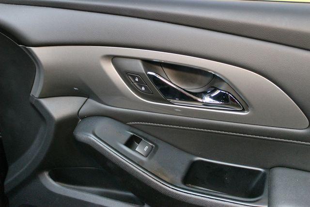 used 2023 Chevrolet Traverse car, priced at $30,500
