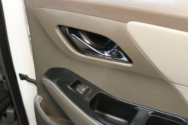 used 2021 Chevrolet Traverse car, priced at $17,900