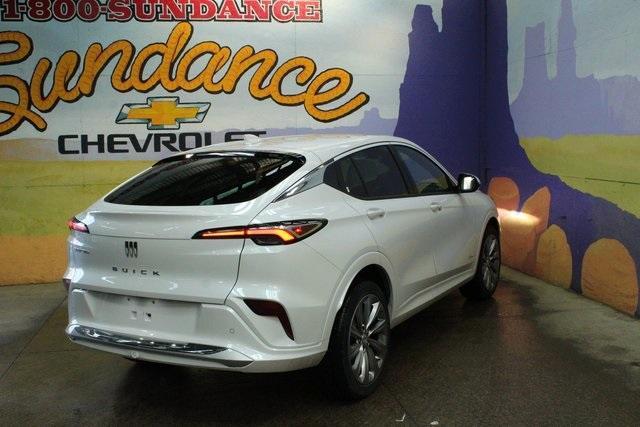 used 2025 Buick Envista car, priced at $26,900