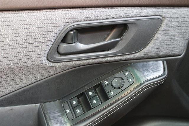 used 2021 Nissan Rogue car, priced at $18,900