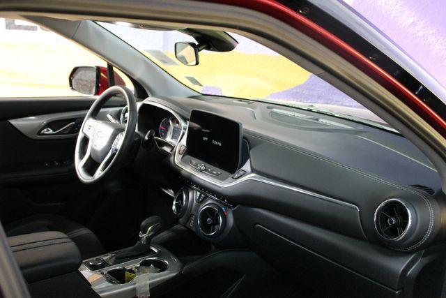 used 2025 Chevrolet Blazer car, priced at $28,900