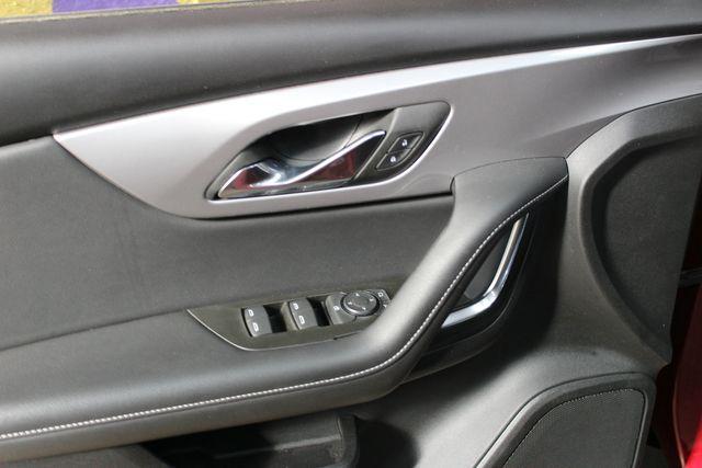used 2025 Chevrolet Blazer car, priced at $28,900