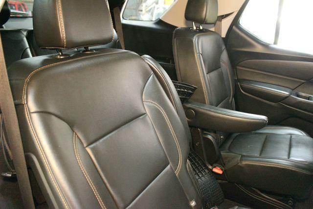 used 2021 Chevrolet Traverse car, priced at $23,900