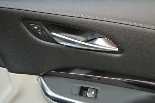 used 2022 Cadillac XT4 car, priced at $26,900
