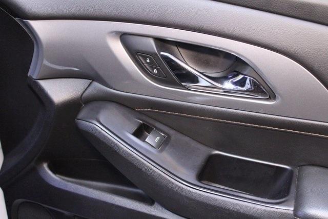 used 2020 Chevrolet Traverse car, priced at $19,900