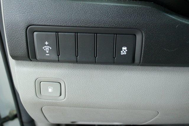 used 2018 Kia Sedona car, priced at $13,900