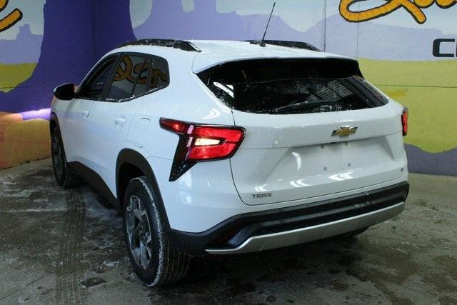used 2025 Chevrolet Trax car, priced at $20,900
