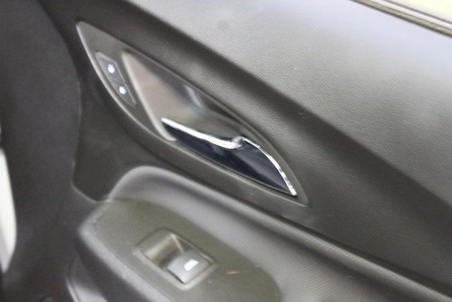 used 2023 Chevrolet Equinox car, priced at $19,900