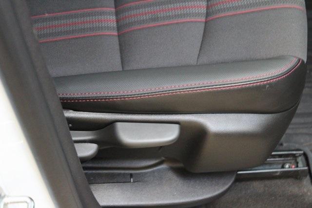 used 2023 Chevrolet Equinox car, priced at $19,900