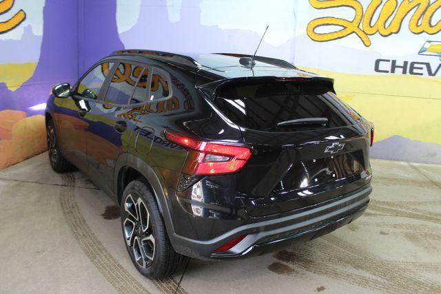 used 2025 Chevrolet Trax car, priced at $24,400