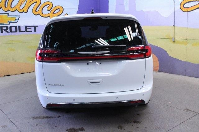 used 2025 Chrysler Pacifica car, priced at $30,900