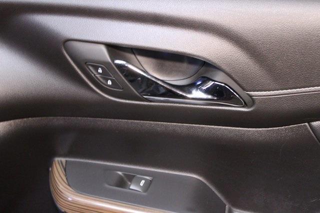 used 2022 GMC Acadia car, priced at $25,900