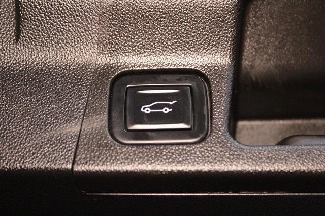 used 2022 GMC Acadia car, priced at $25,900