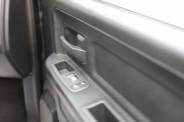 used 2019 Ram 1500 Classic car, priced at $33,900