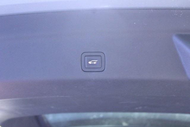 used 2024 GMC Yukon car, priced at $67,900