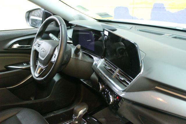 used 2025 Chevrolet Trax car, priced at $24,900