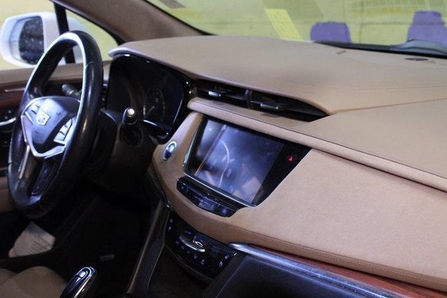 used 2017 Cadillac XT5 car, priced at $18,900