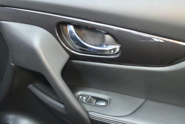 used 2018 Nissan Rogue car, priced at $16,900