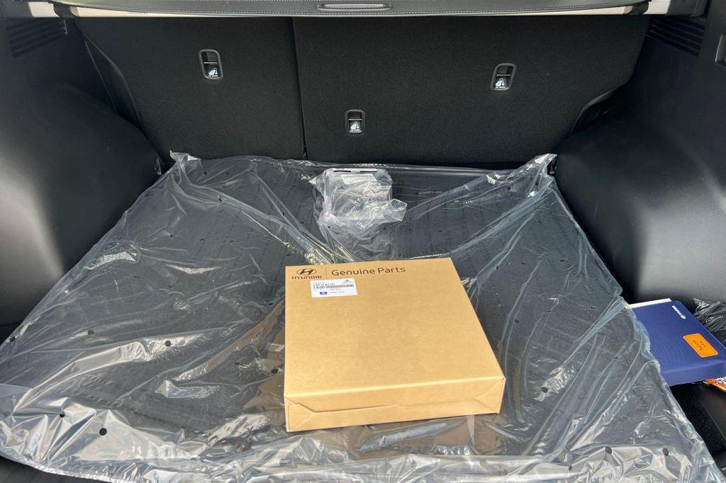 new 2025 Hyundai Tucson car, priced at $33,904