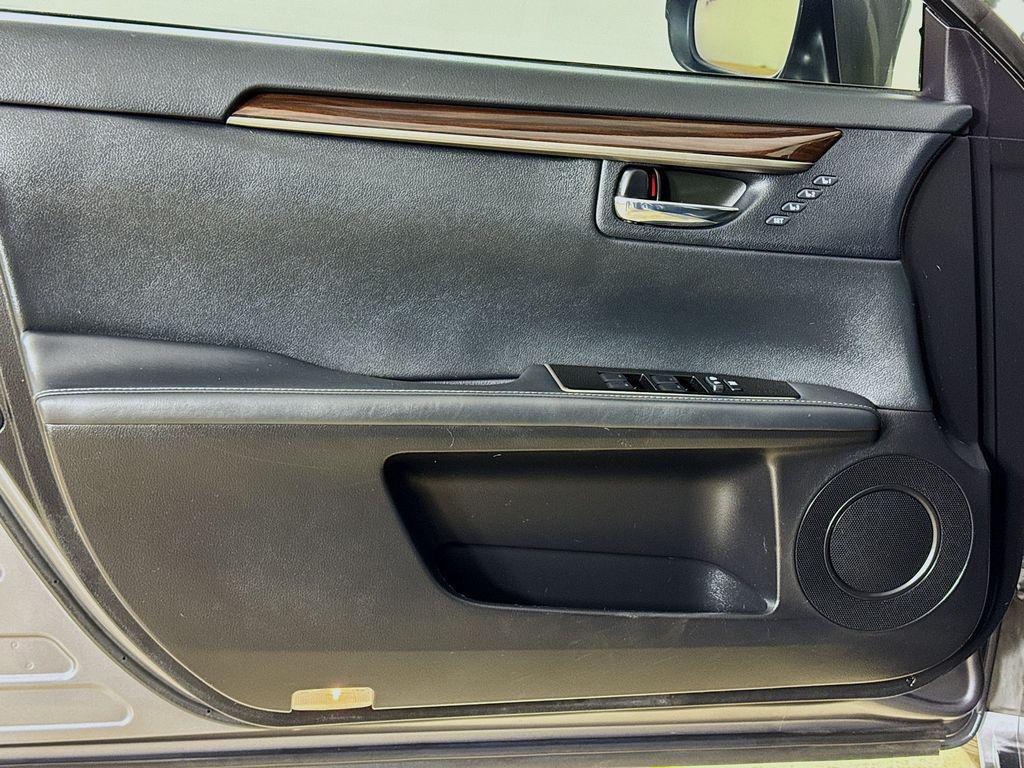 used 2016 Lexus ES 350 car, priced at $24,299