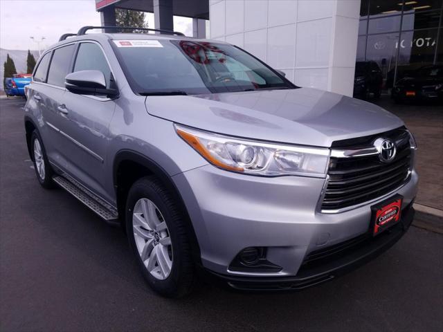 used 2016 Toyota Highlander car