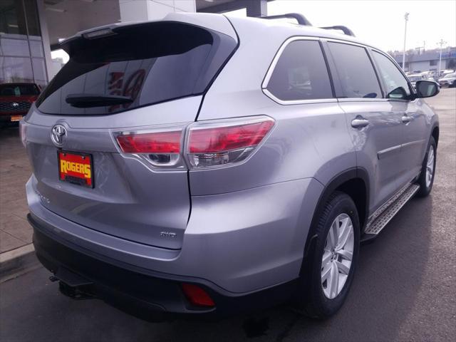 used 2016 Toyota Highlander car