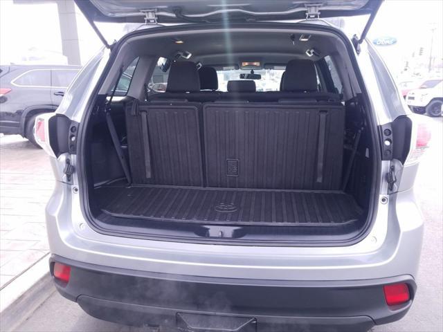 used 2016 Toyota Highlander car