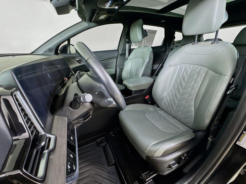 used 2024 Kia Sportage car, priced at $29,999
