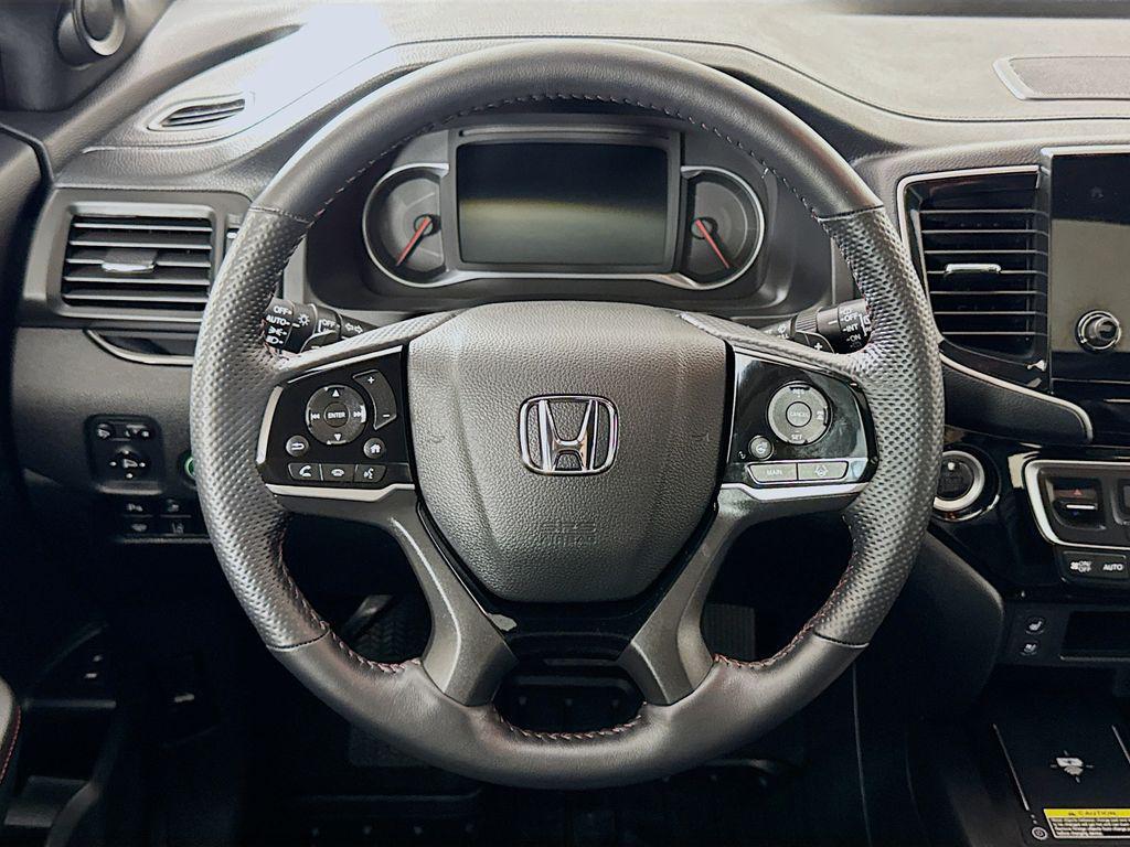 used 2025 Honda Passport car, priced at $42,500