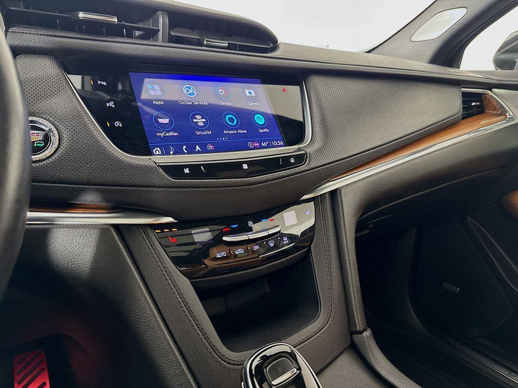 used 2021 Cadillac XT5 car, priced at $32,500