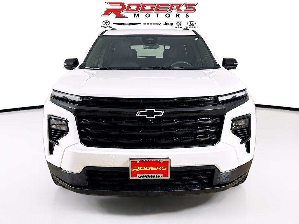 used 2024 Chevrolet Traverse car, priced at $38,968