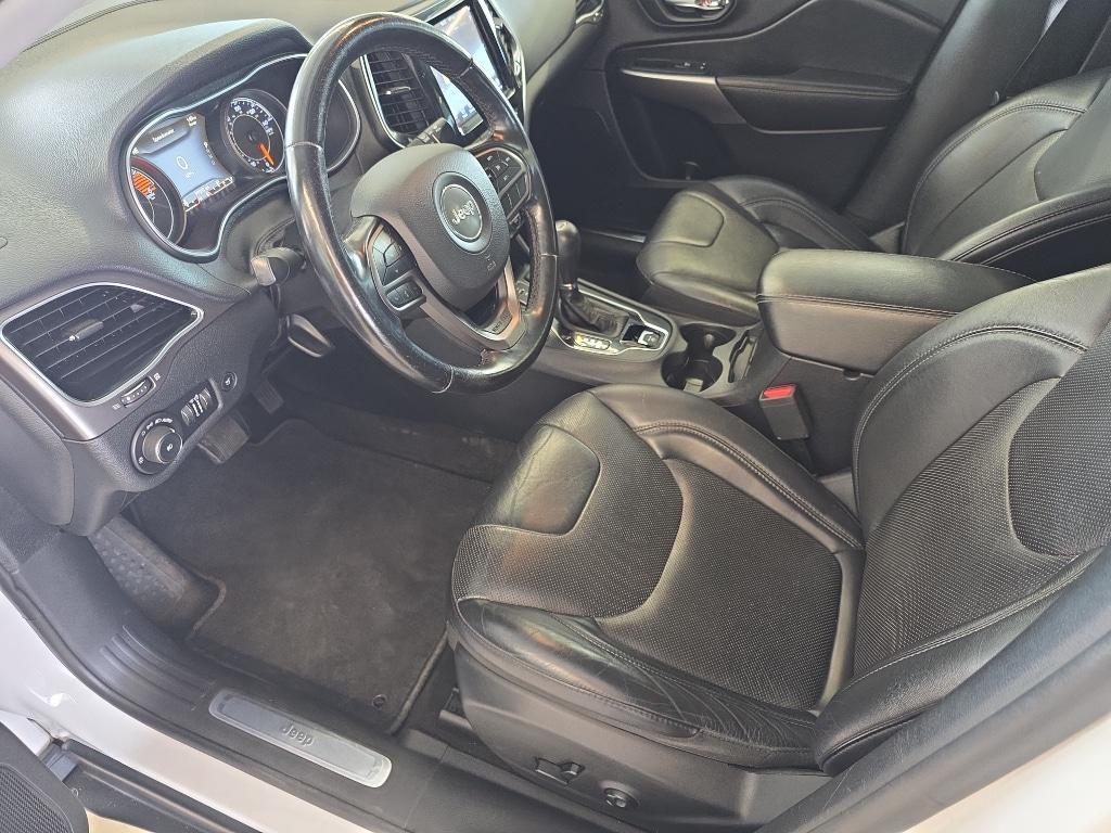 used 2019 Jeep Cherokee car, priced at $20,995