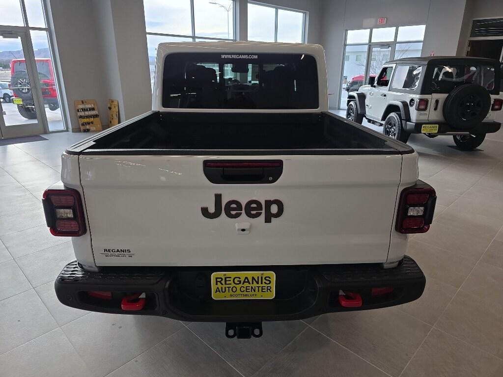 new 2025 Jeep Gladiator car, priced at $64,915
