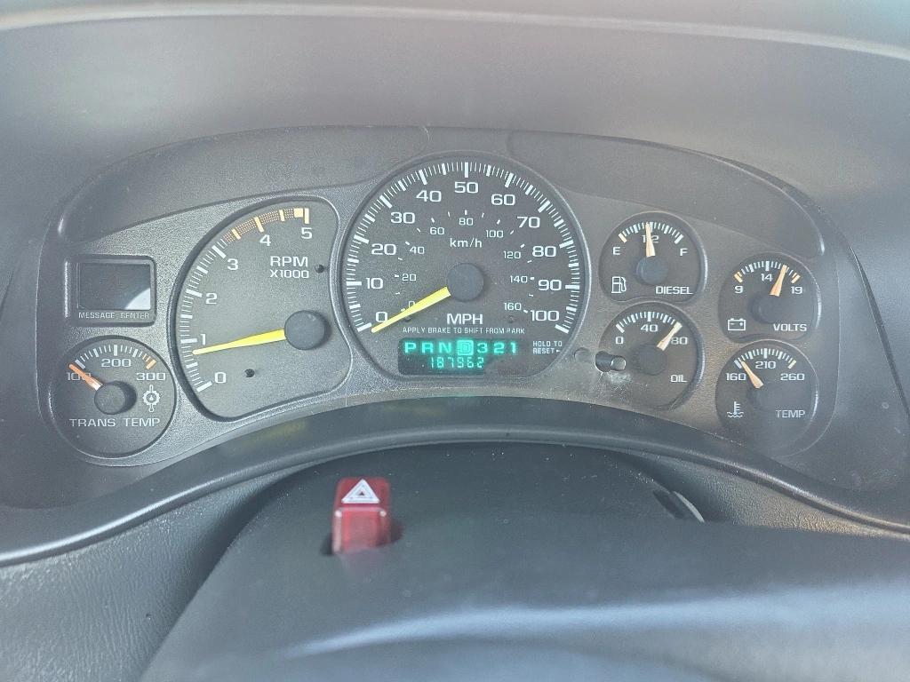 used 2001 Chevrolet Silverado 2500 car, priced at $9,500