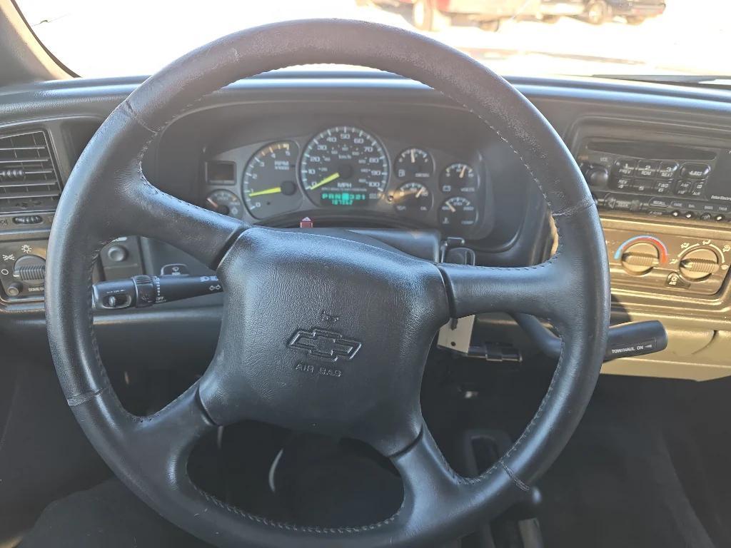 used 2001 Chevrolet Silverado 2500 car, priced at $9,500